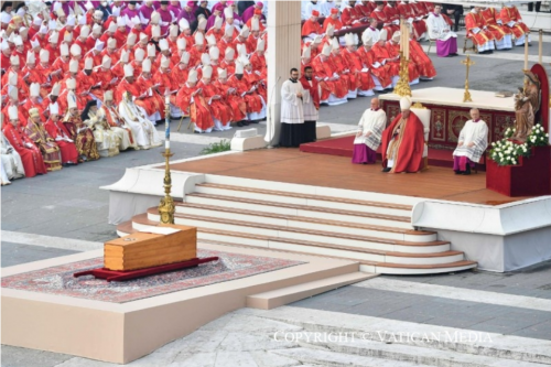 Thánh lễ an táng Đức Biển Đức XVI