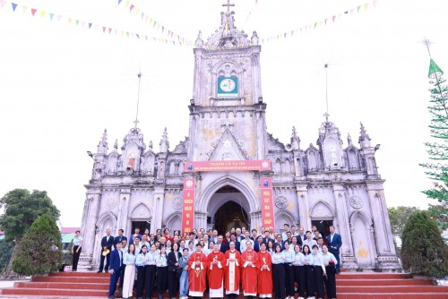 Caritas Giáo hạt Kẻ Sặt mừng Lễ Quan thầy và thành lập Caritas Giáo xứ Bùi Hoà